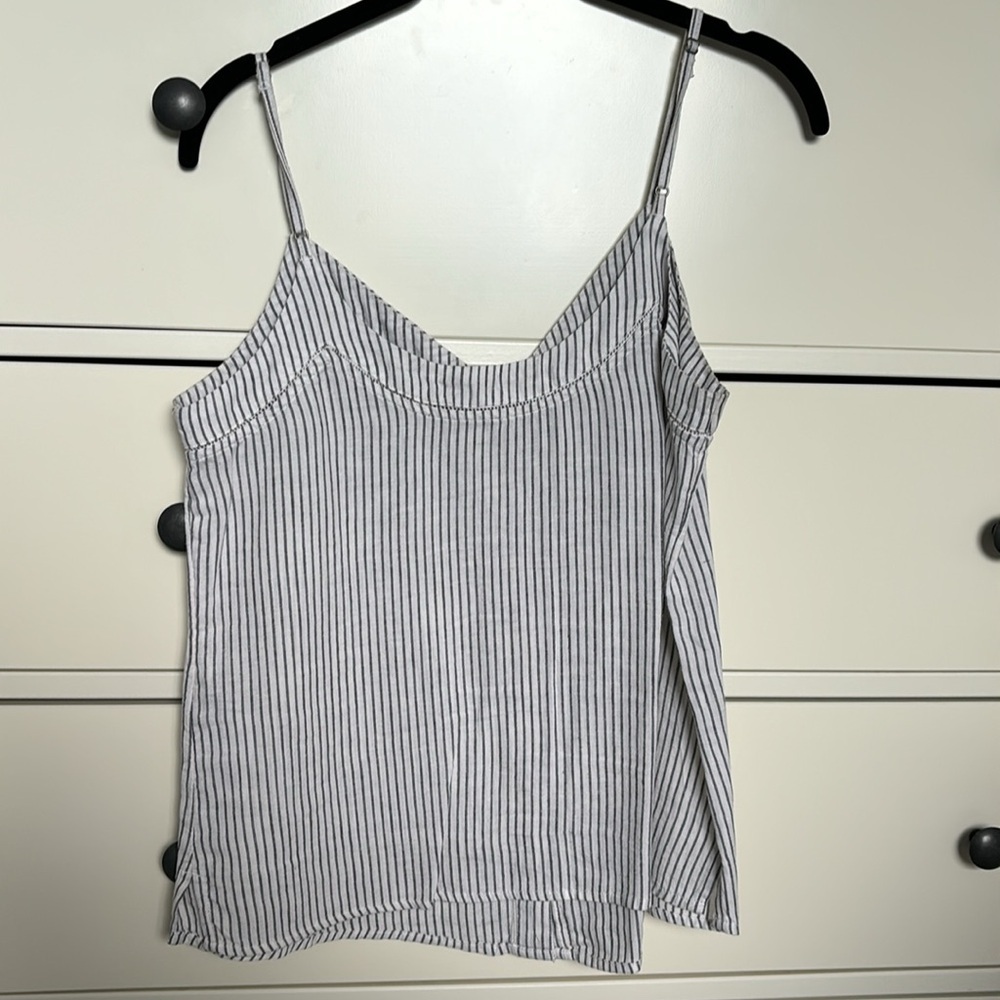 Abercrombie and Fitch tank - Picture 3 of 3